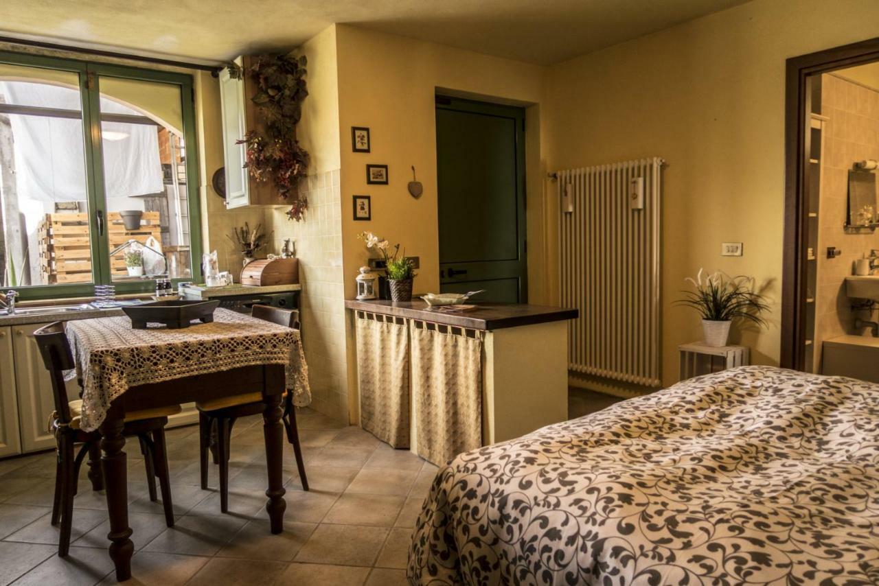 B&B Il Mirtillo Moncrivello エクステリア 写真